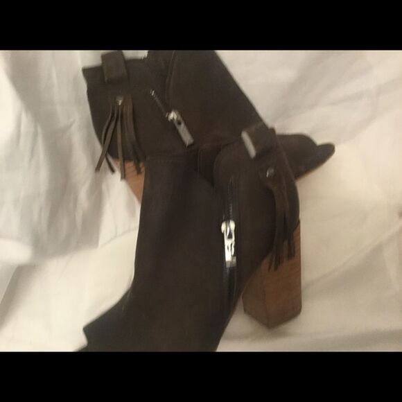 New Marc Fisher Novice Peep Toe Side Tassel Ankle - Picture 3 of 5